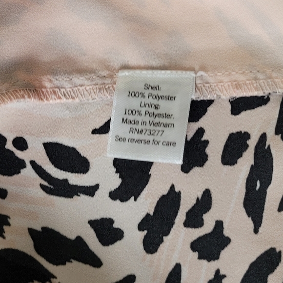 Nine West Tank Top Womens Size 2X Beige Animal Print Polyester Sleeveless V Neck - Picture 8 of 9